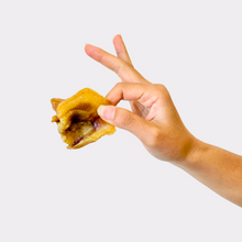 Load image into Gallery viewer, Pig Ear Strips (1kg)
